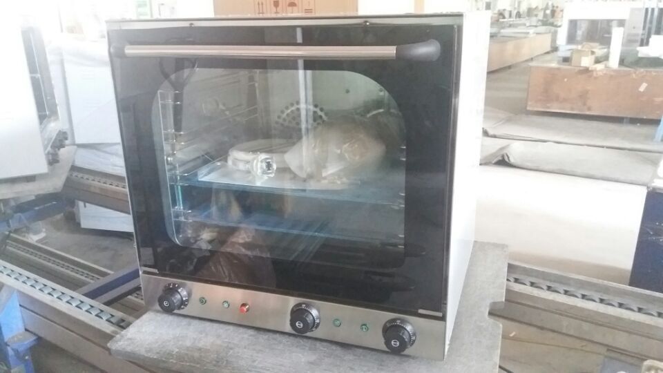 Electric convection oven 4 layer with mist spray